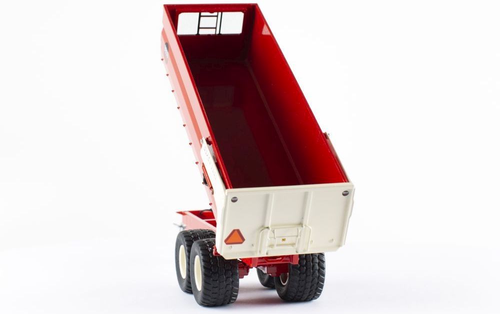 Beco Super 1800 Agricultural Tipper Trailer 1/32