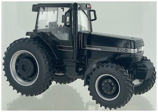 Case IH Magnum 7250 Black