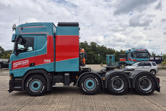 Gruber; SCANIA R HIGHLINE CR20H 8X4 MANOOVR WITH 2 AXLE DOLLY - 7 AXLE