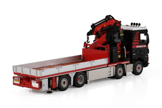 Mammoet Merchandising; VOLVO FH 5 SLEEPER CAB RIGED FLATBED TRUCK 8X2 TAG AXLE WITH PALFINGER PK 78002 SH + JIB - Celt Models