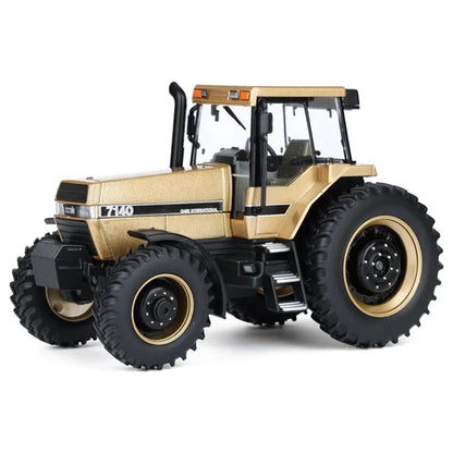 BRITAINS - CASE IH Magnum 7140 Gold - Limited to 300 units. - 1/32