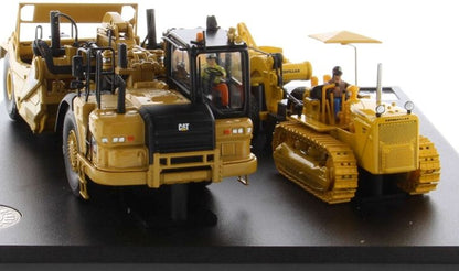 CAT 621K and #70 Scapers w/D7 Track Type Tractor