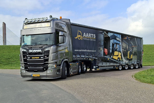 Aarts Heftruck Service; SCANIA R HIGHLINE CR20H 6X2 TWIN STEER SEMI WITH CURTAIN AND RAMPS - 4 AXLE - Celt Models