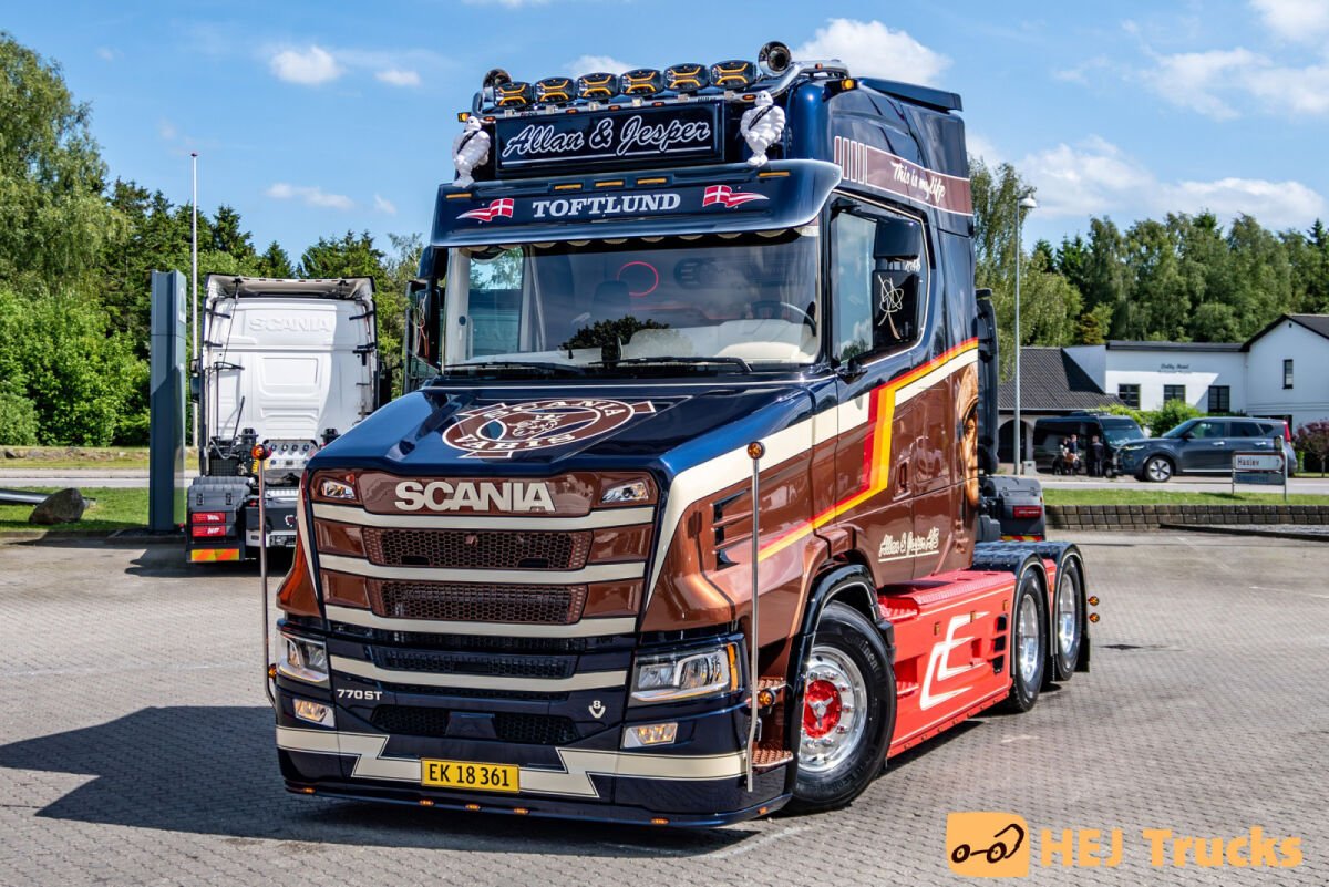 Allan & Jesper; VLASTUIN S TORPEDO HIGHLINE FACELIFT 6X2 TAG AXLE - Celt Models