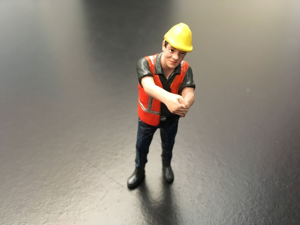 Worker connecting chain Orange safety jacket with helmet 1/32