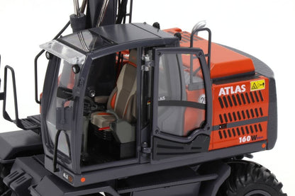 Atlas 160W Wheeled excavator With Nokian tyres 1/32 - Celt Models