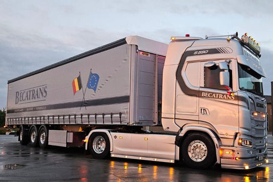 Becatrans; SCANIA S HIGHLINE CS20H 4X2 TRIDEC CURTAINSIDE TRAILER - 3 AXLE - Celt Models