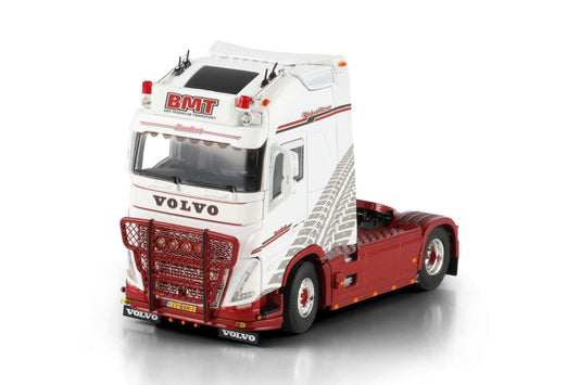 Boy Magielse Transport; VOLVO FH5 GLOBETROTTER XL 4X2
