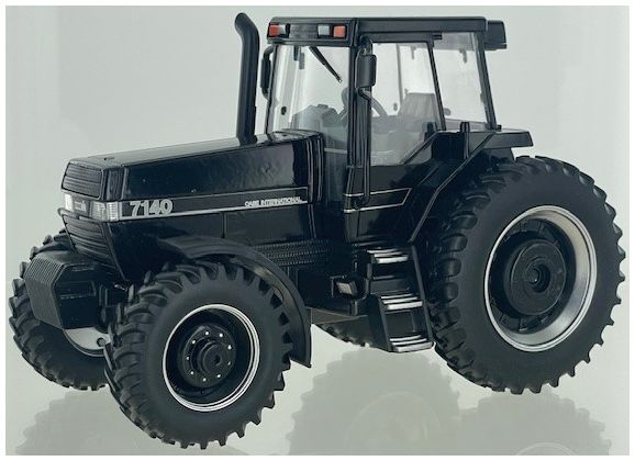Case IH Magnum 7140 Black