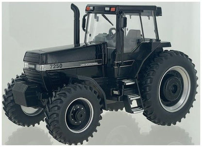 Case IH Magnum 7250 Black