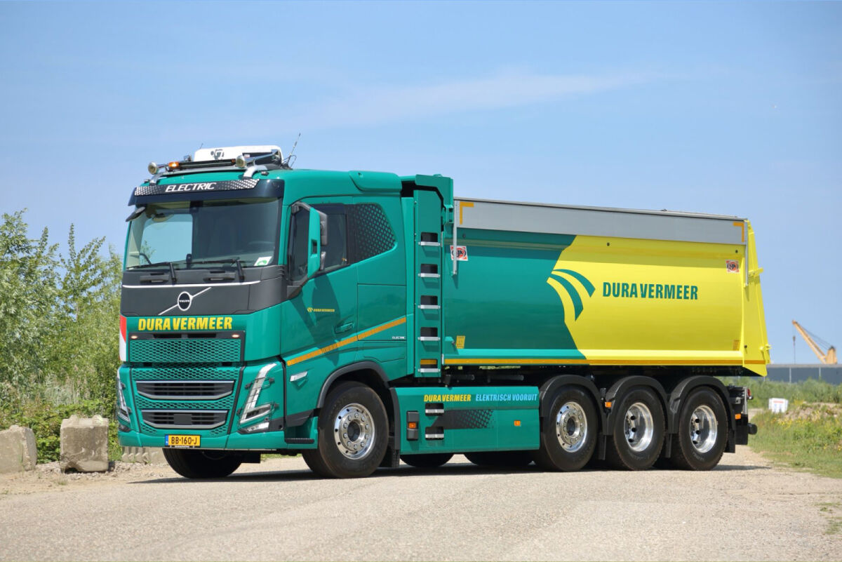 Dura Vermeer; VOLVO FH5 MY2024 SLEEPER CAB ELECTRIC TIPPER TRUCK 8X4