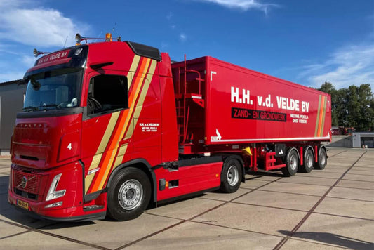 H.H. van der Velde; VOLVO FH AERO GLOBETROTTER 4X2 TIPPER VOLUME TRAILER - 3 AXLE