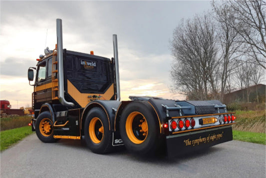 in 't Veld; SCANIA 3 SERIES 6X2 TAG AXLE