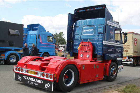 Jan Low-Larsen; SCANIA 3 SERIES STREAMLINE 4X2
