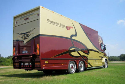 Koen Hendrickx; SCANIA 4 SERIES TORPEDO TOPLINE RIGED BOX TRUCK 6X2 TAG AXLE