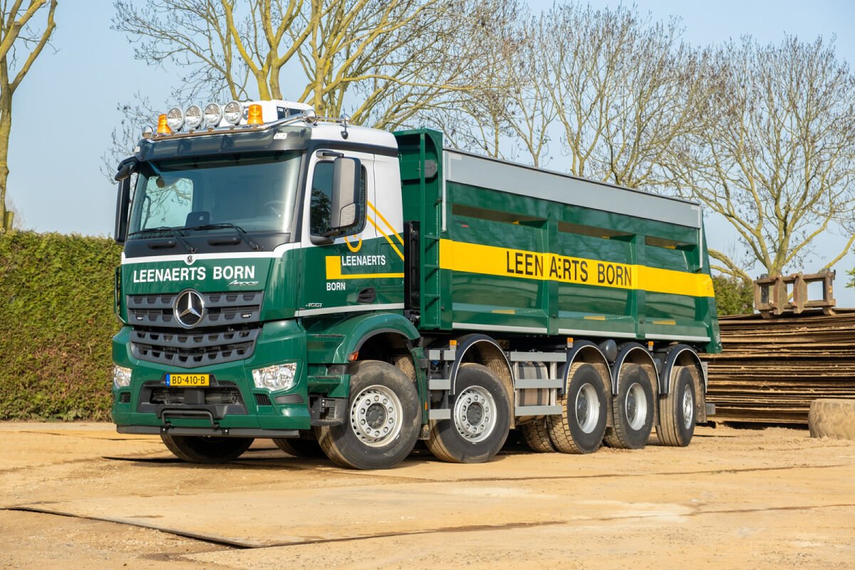 Leenaerts Born; MERCEDES-BENZ AROCS MP4 2.300MM CLASSIC SPACE TIPPER TRUCK 10X4 - Celt Models