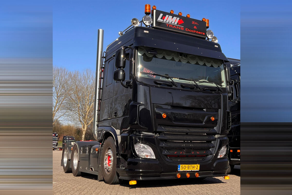 LIMI Trans; DAF XF SPACE CAB MY2017 6X2 TAG AXLE