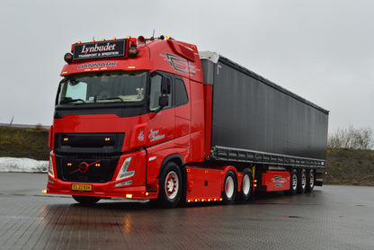 Lynbudet; VOLVO FH AERO GLOBETROTTER XXL 6X2 TAG AXLE CURTAINSIDE TRAILER - 3 AXLE