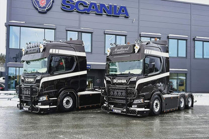 Madland; SCANIA R HIGHLINE CR20H 6X2 TAG AXLE - Celt Models