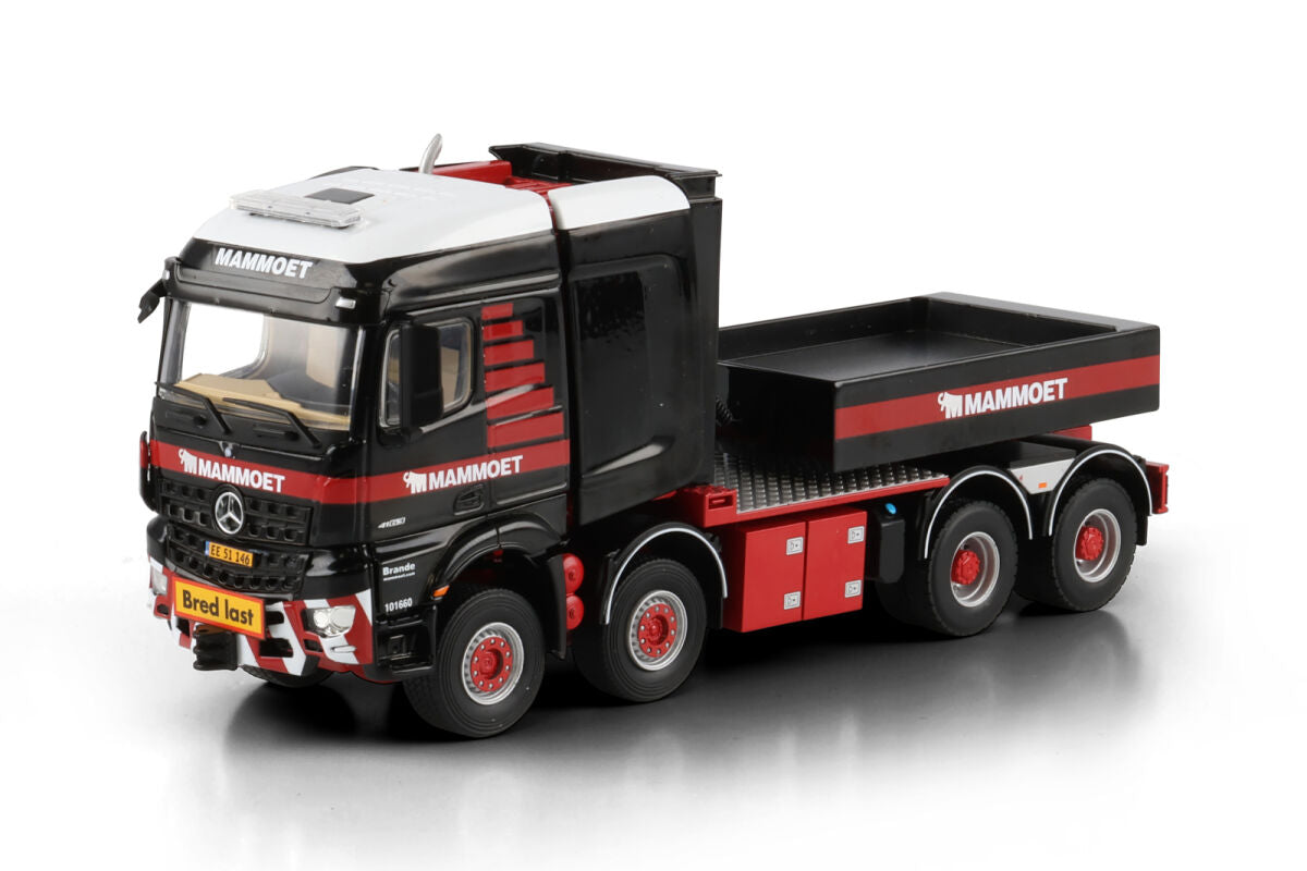 Mammoet Merchandise; MERCEDES-BENZ AROCS MP5 SLT STREAM SPACE 8X6 BALLAST BOX + HITCH