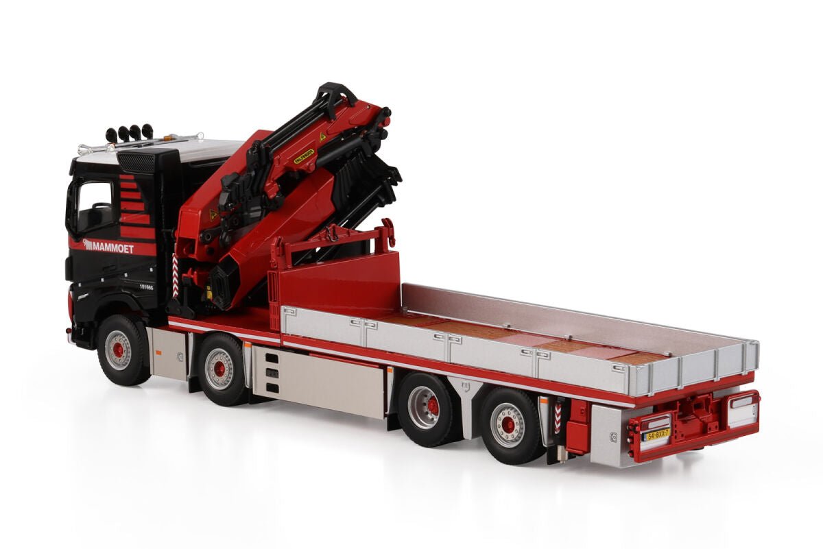 Mammoet Merchandising; VOLVO FH 5 SLEEPER CAB RIGED FLATBED TRUCK 8X2 TAG AXLE WITH PALFINGER PK 78002 SH + JIB - Celt Models