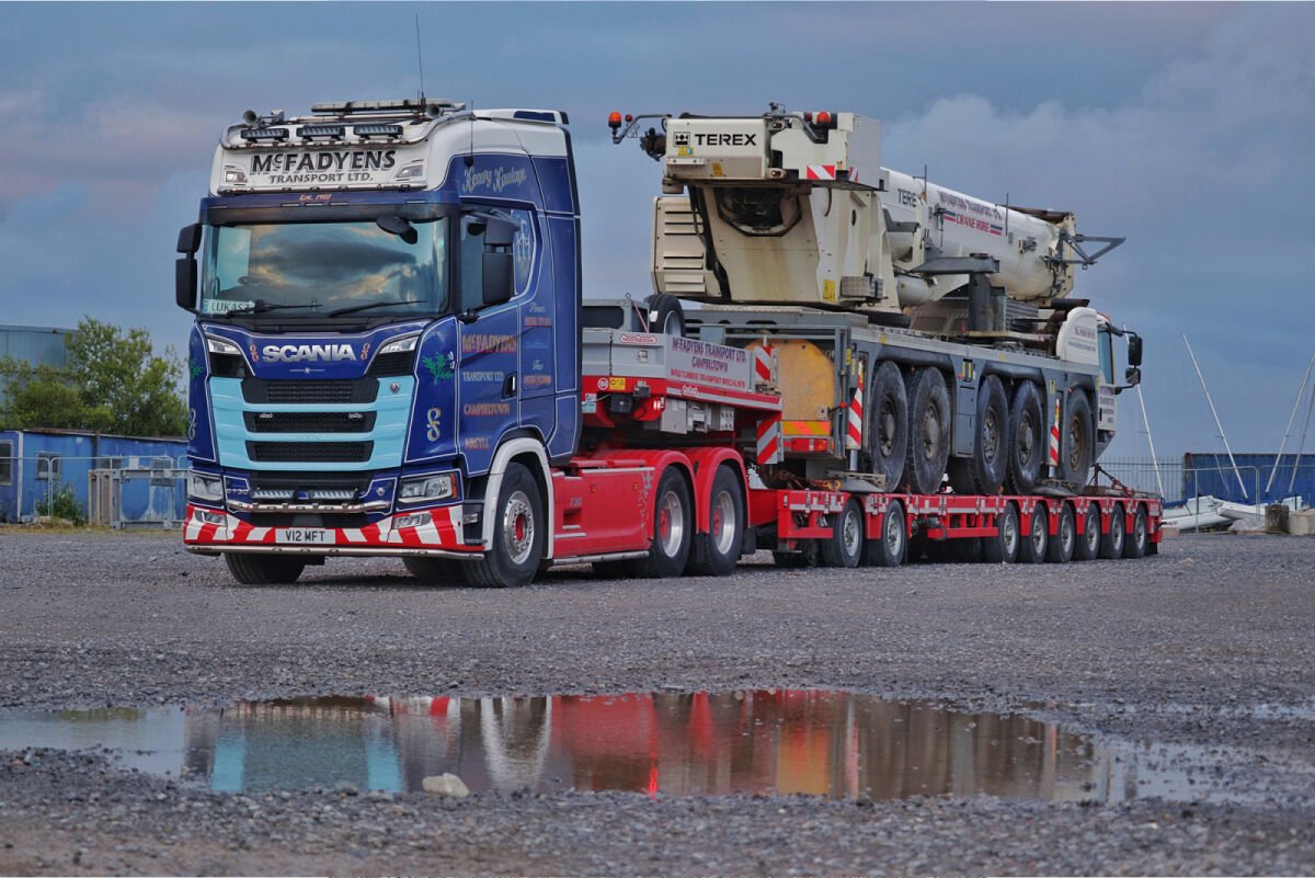 McFadyens; SCANIA S HIGHLINE CS20H 6X4 MANOOVR WITH 2 AXLE DOLLY - 6 AXLE - Celt Models