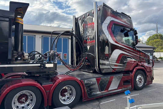 NA Schakt; VLASTUIN TORPEDO 6X2 TAG AXLE HALF PIPE TIPPER TRAILER - 3 AXLE - Celt Models