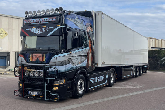 Nicolas Villard; SCANIA R HIGHLINE CR20H 4X2 REEFER TRAILER - 3 AXLE
