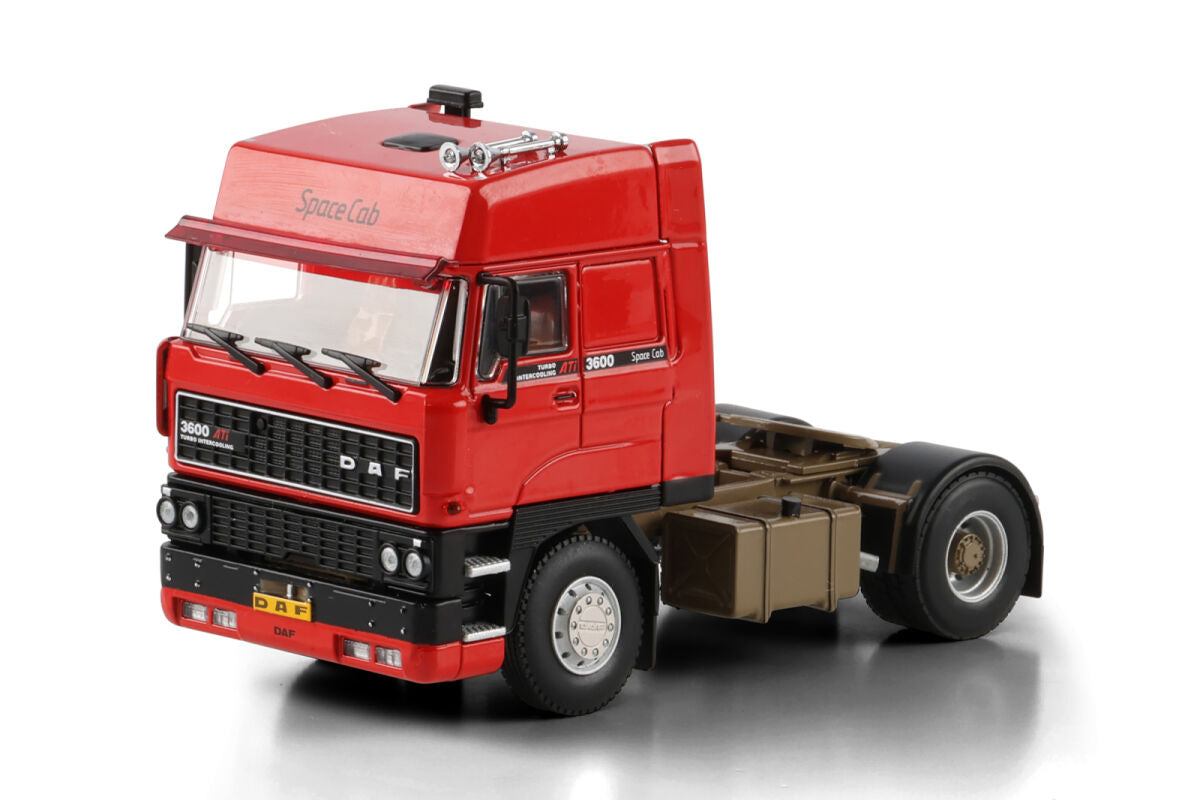 Premium Line; DAF 3600 SPACE CAB 4X2
