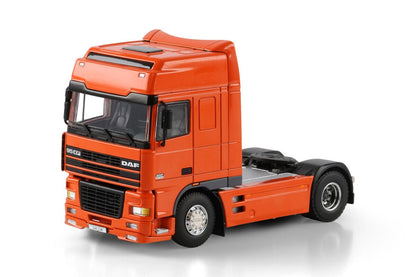 Premium Line; DAF 95XF SUPER SPACE CAB 4X2 - Celt Models