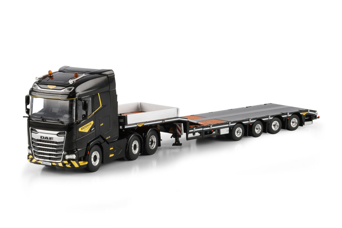 Premium Line; DAF XG MY25 6X2 TWIN STEER SEMI LOW LOADER - 4 AXLE