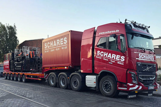 Schares; VOLVO FH4 GLOBETROTTER 8X4 SL LOW LOADER - 6 AXLE + 10FT CONTAINER