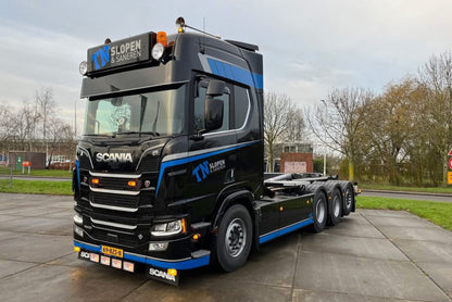 TN Slopen & Saneren; SCANIA R HIGHLINE CR20H 8X2 TAG AXLE RIGED TRUCK DRAWBAR WITH HOOKLIFT SYSTEM - 7 AXLE + 2X 40M3 CONTAINER