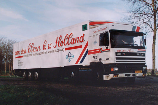 van den Elzen; DAF 95 SPACE CAB 4X2 REEFER TRAILER - 3 AXLE