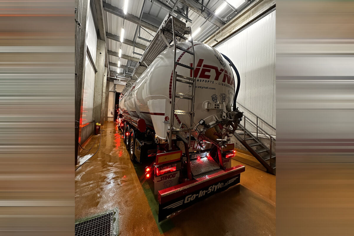 Veynat; SCANIA R HIGHLINE CR20H 4X2 TIPPER BULK TRAILER - 3 AXLE