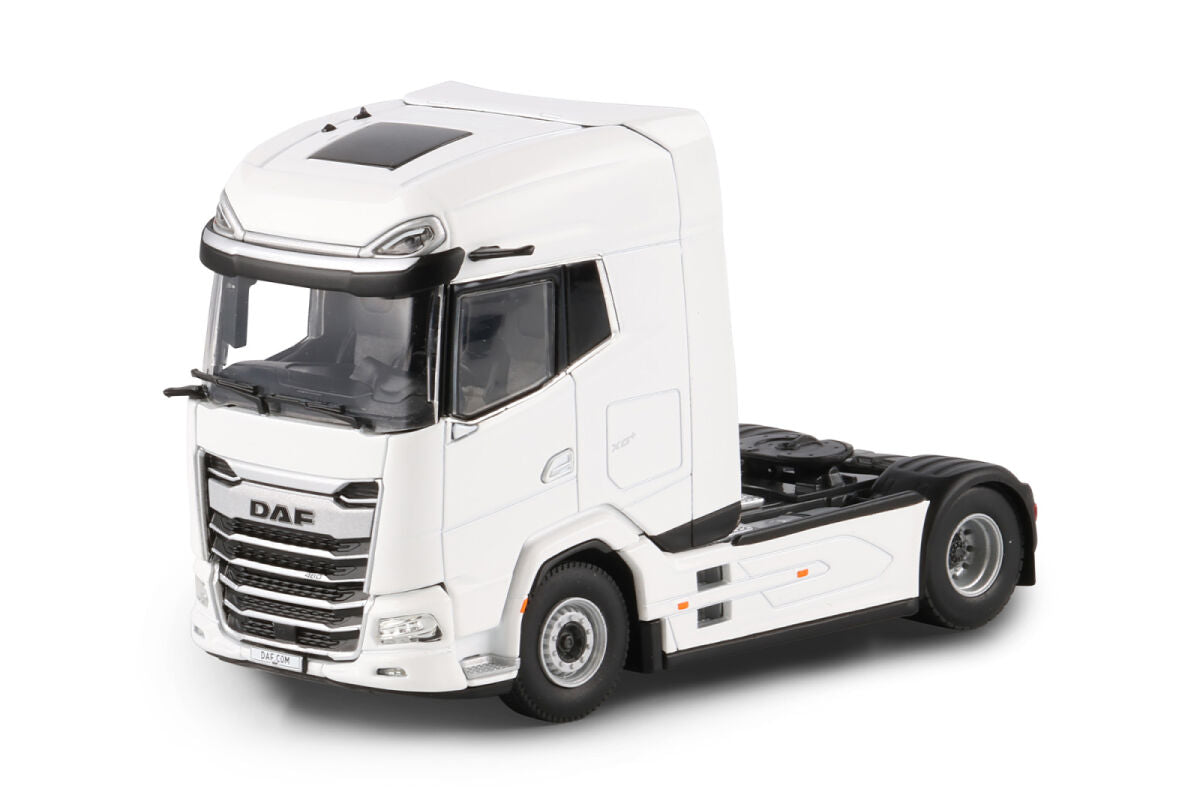 White Line; DAF XG+ MY25 4X2